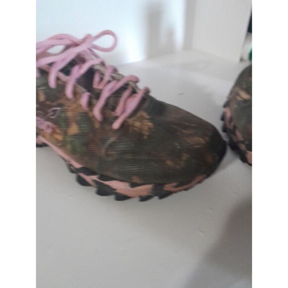 'Real Tree Girlls" Shoes Size Womens 10m Green/Pink Camo Hunting-Fishing - Picture 3 of 16